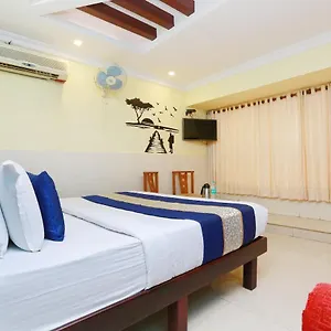 Oyo 5643 Malabar Plaza Kochi